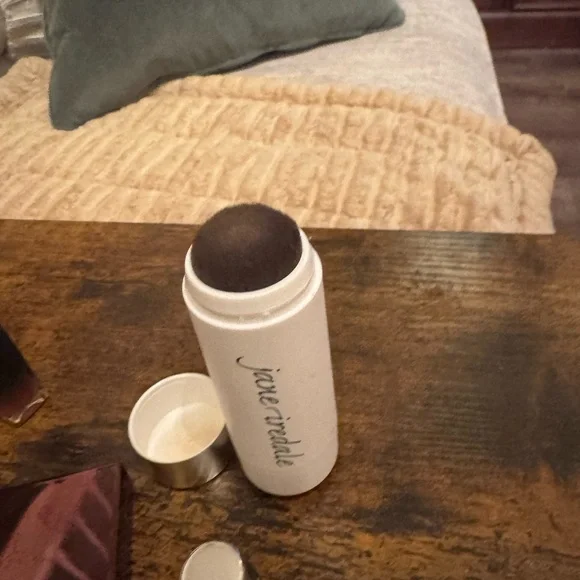 Grab Bag #6. CHANEL Lumière de l'Océan Illuminating Powder, ect - Picture 10 of 11